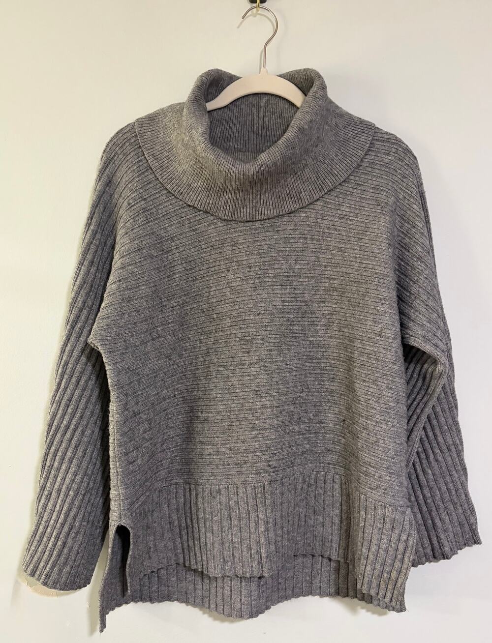 Moth Anthropologie Gray Oversized Cowl Neck Poncho Sweater Large Petite